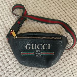 Gucci Fanny pack